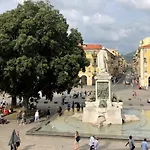 Beautiful 85M Near The Historic Center